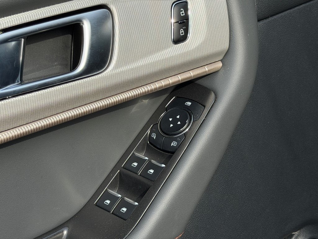 Used 2025 Ford Explorer ACTIV - photo 5