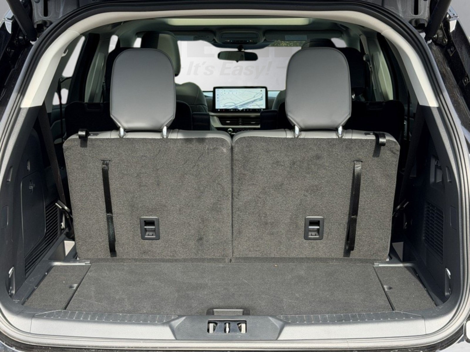 Used 2025 Ford Explorer - photo 1