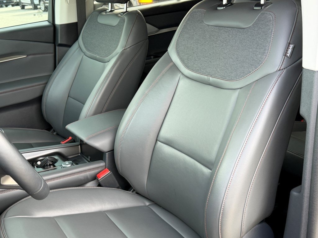Used 2025 Ford Explorer ACTIV - photo 14