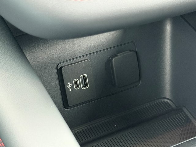 New 2026 Ford Explorer ST-Line - photo 3