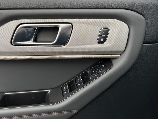 New 2026 Ford Explorer ACTIV - photo 10