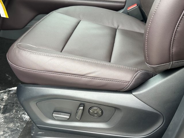 New 2026 Ford Explorer Platinum - photo 26