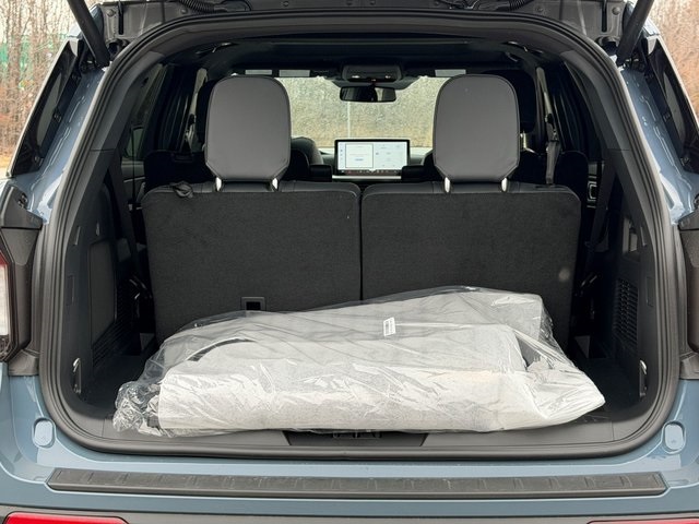 New 2026 Ford Explorer - photo 2