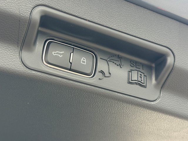New 2026 Ford Explorer Tremor - photo 3