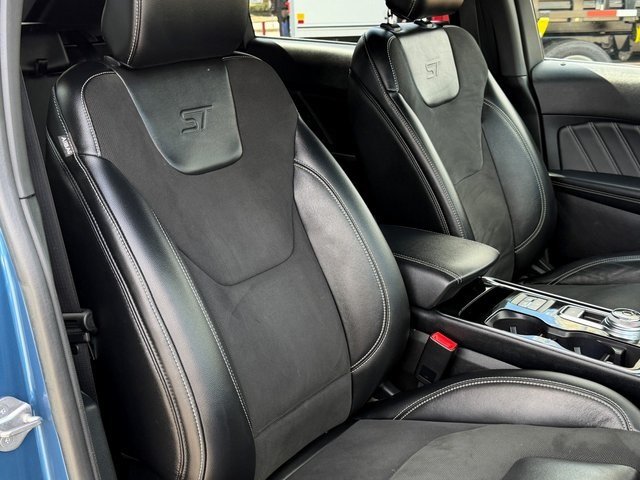 Used 2019 Ford Edge ST - photo 16