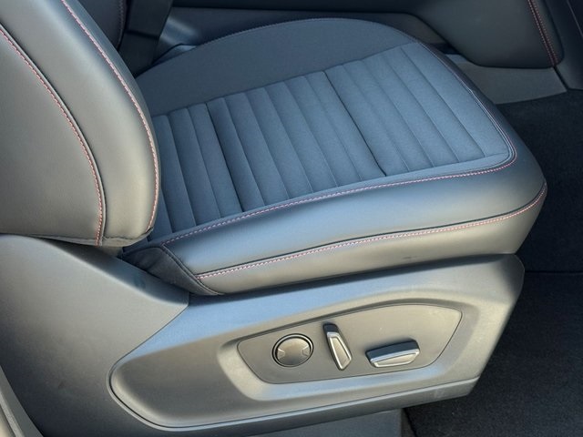New 2026 Ford Explorer ST-Line - photo 18