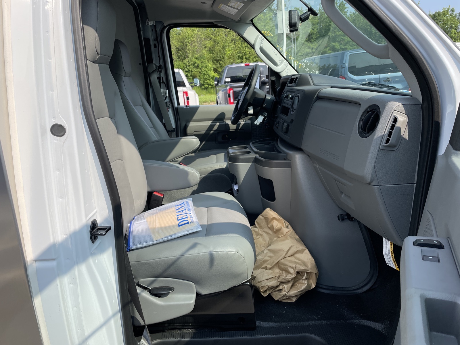 New 2025 Ford E-350 Cutaway - photo 18