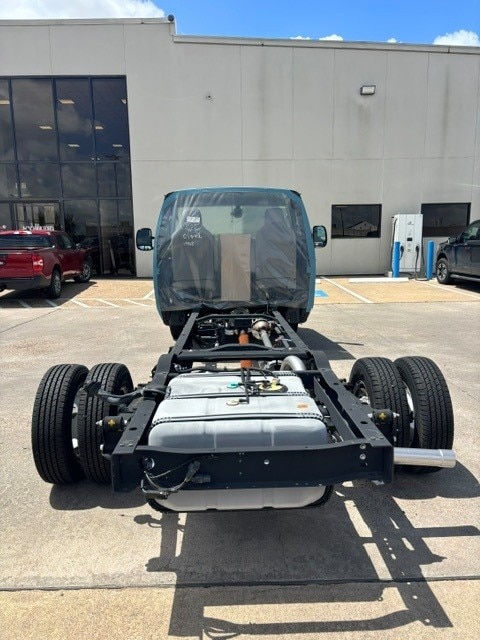 New 1996 Ford E-450 Cutaway - photo 4