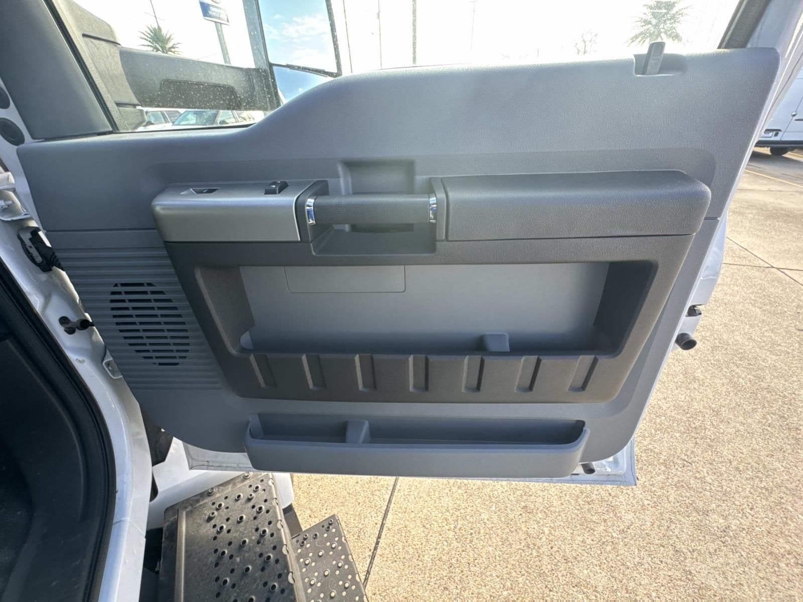 Used 2025 Ford F-650 Regular Cab Cab Chassis - photo 21