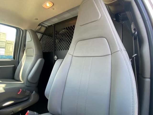 New 2025 Chevrolet Express 2500 Empty Cargo Van - photo 18