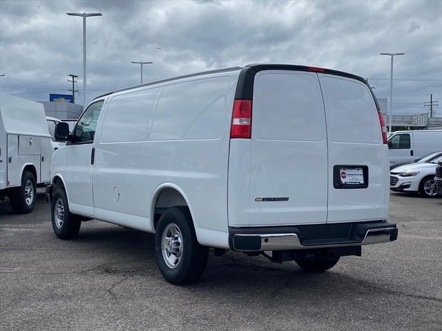 New 2025 Chevrolet Express 2500 Empty Cargo Van - photo 9