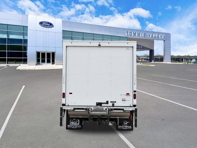 New 2027 Ford E-350 Cutaway - photo 3
