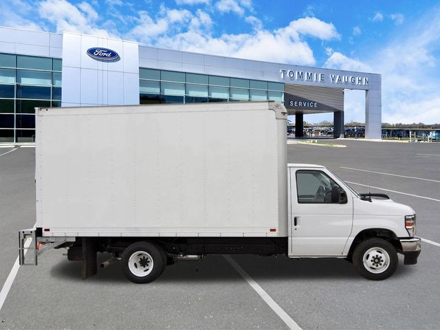 New 2027 Ford E-350 Cutaway - photo 5