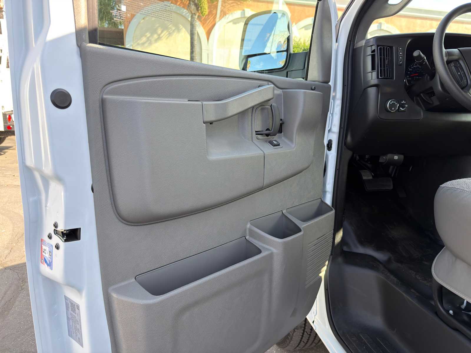 New 2025 Chevrolet Express 2500 Empty Cargo Van - photo 13