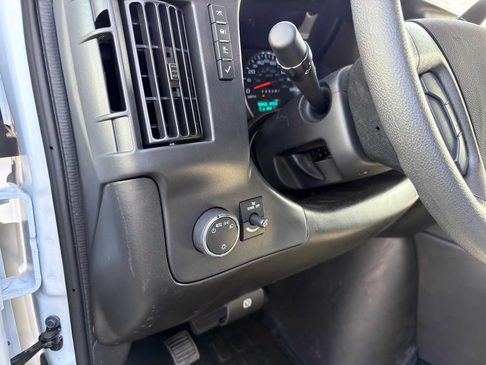 New 2025 Chevrolet Express 2500 Empty Cargo Van - photo 31