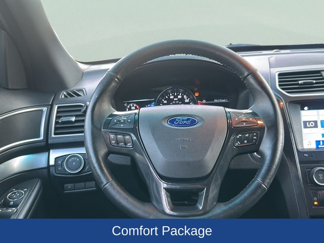 Used 2017 Ford Explorer - photo 2