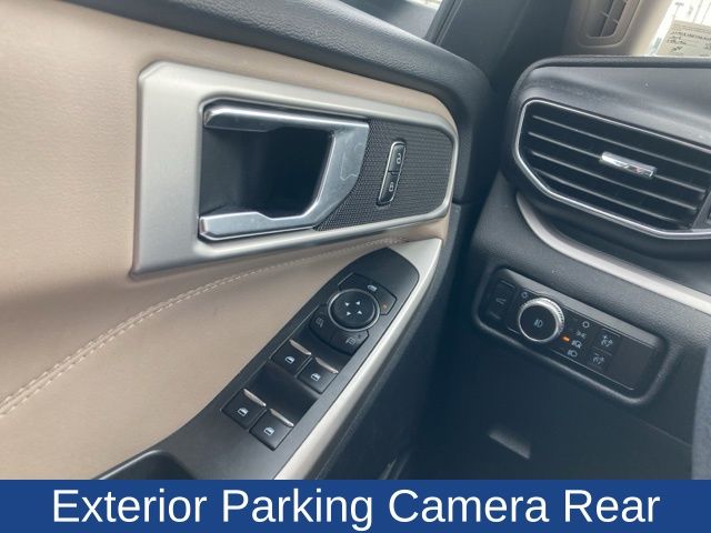 Used 2023 Ford Explorer XLT - photo 11