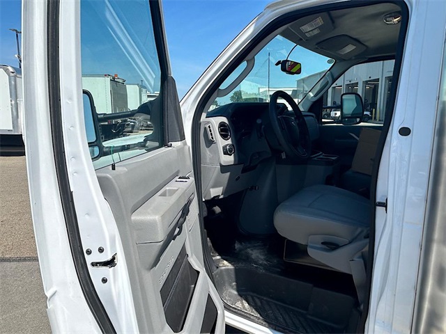 New 2025 Ford E-350 Cutaway - photo 14