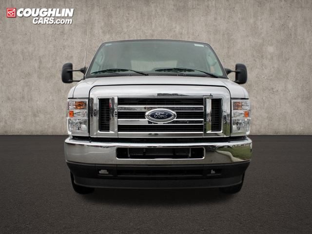 New 2025 Ford E-350 Cutaway - photo 4