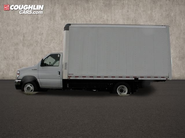 New 2025 Ford E-350 Cutaway - photo 7