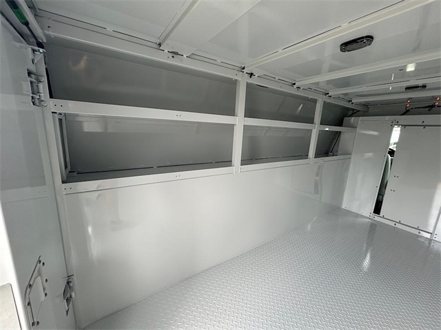 New 2026 Ford E-350 Cutaway - photo 18