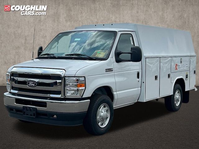 New 2026 Ford E-350 Cutaway - photo 19