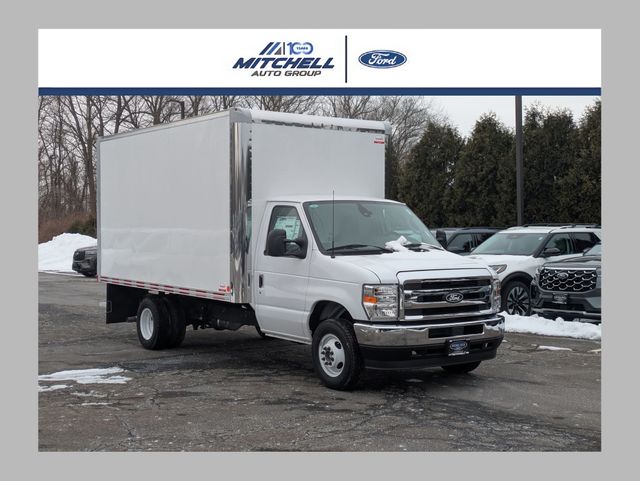 New 1996 Ford E-450 - photo 1