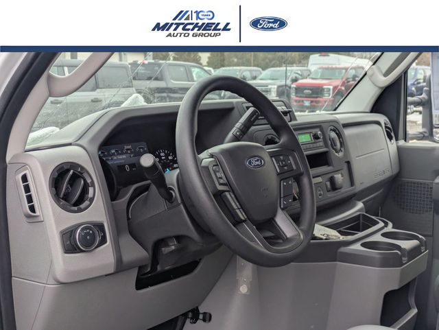 New 1996 Ford E-450 Cutaway - photo 12