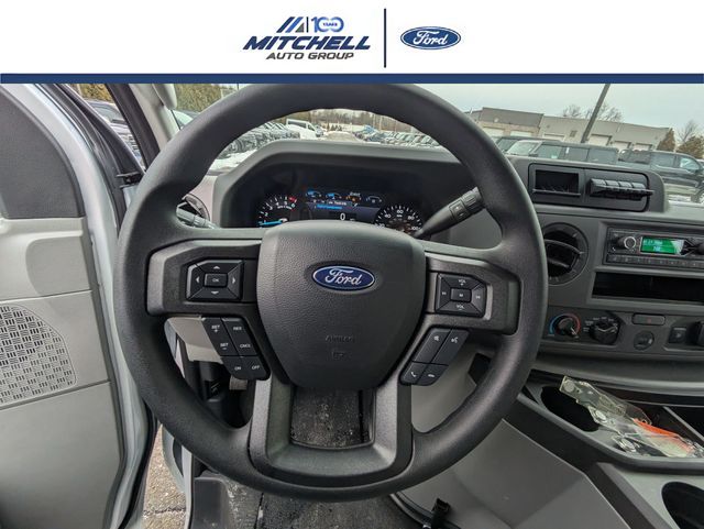 New 1996 Ford E-450 Cutaway - photo 13