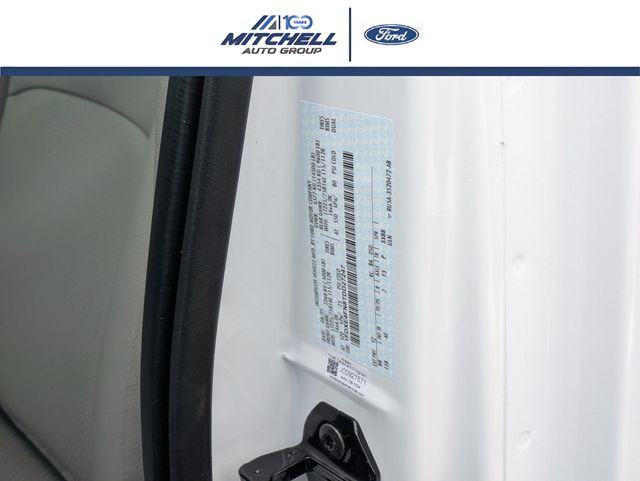New 1996 Ford E-450 Cutaway - photo 29
