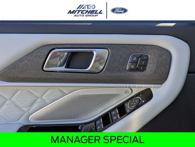 New 2026 Ford Explorer Platinum - photo 12