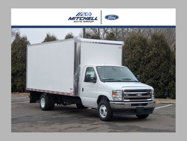 New 1996 Ford E-450 - photo 1
