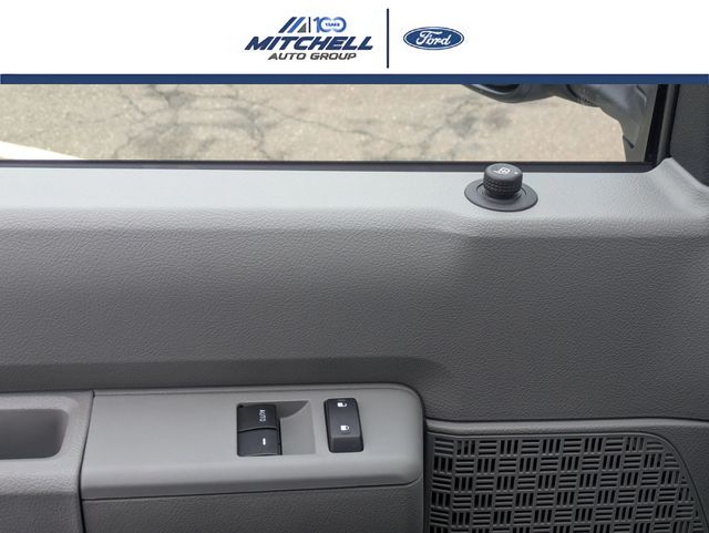 New 1996 Ford E-450 Cutaway - photo 11
