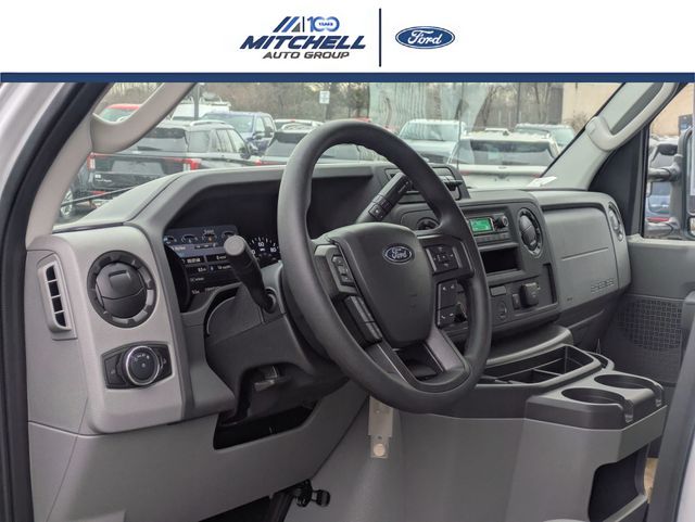 New 1996 Ford E-450 Cutaway - photo 12