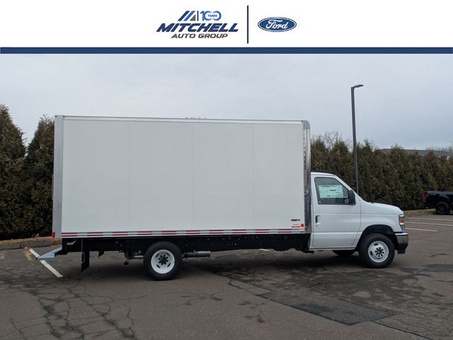New 1996 Ford E-450 - photo 2