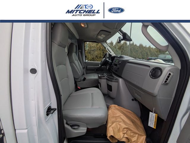 New 1996 Ford E-450 Cutaway - photo 27