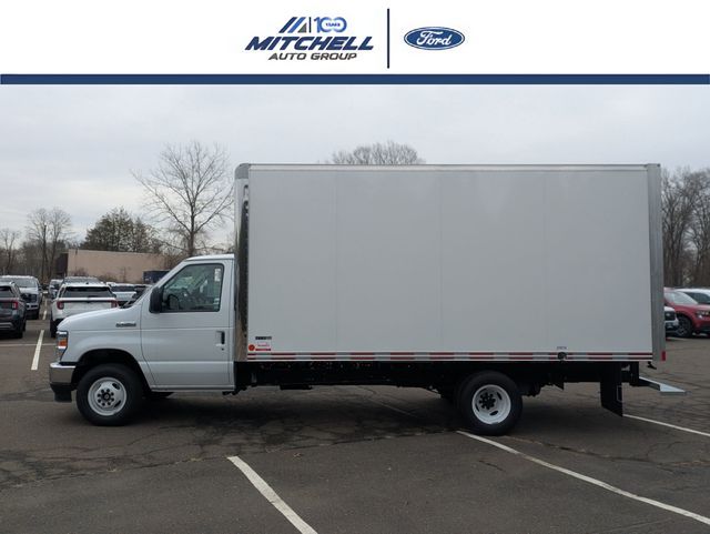 New 1996 Ford E-450 Cutaway - photo 6