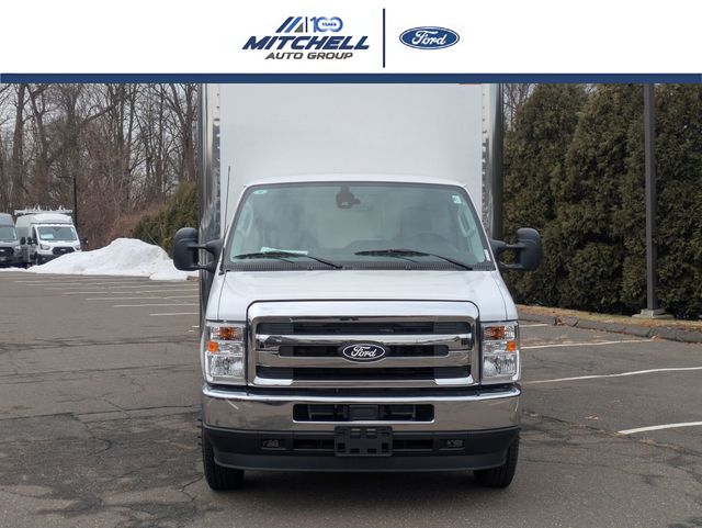 New 1996 Ford E-450 Cutaway - photo 8