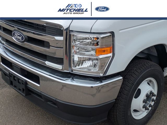 New 1996 Ford E-450 Cutaway - photo 9