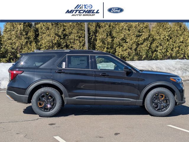 New 2026 Ford Explorer - photo 2