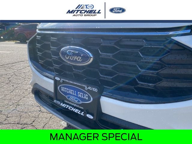 New 2025 Ford Escape Select - photo 10