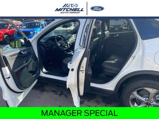 New 2025 Ford Escape Select - photo 13