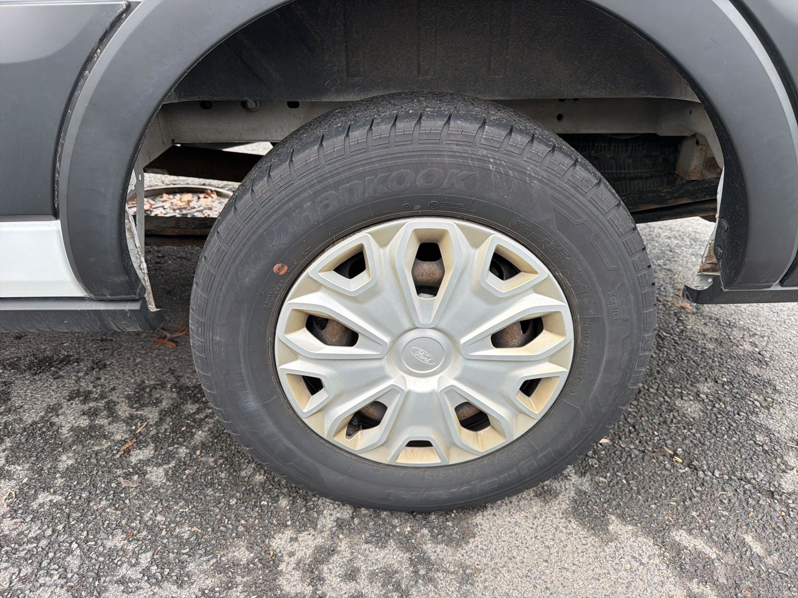 Used 2019 Ford Transit 250 Medium Roof Empty Cargo Van - photo 20
