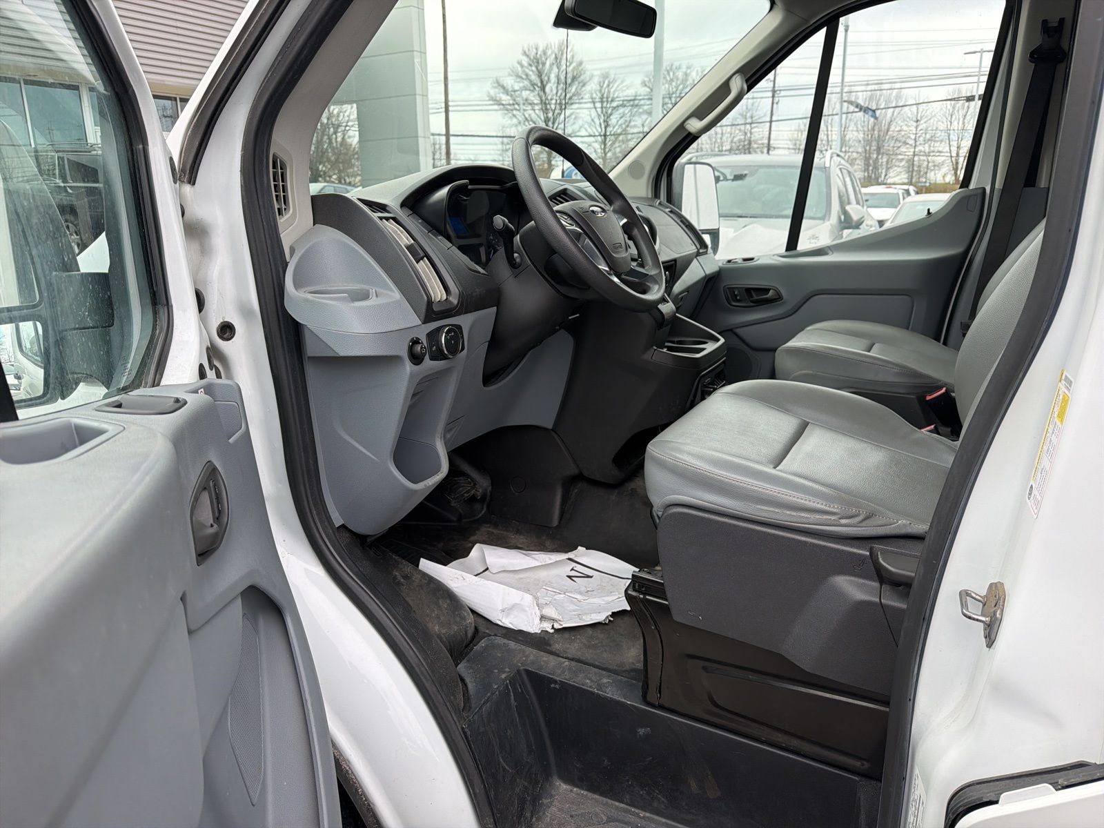 Used 2019 Ford Transit 250 Medium Roof Empty Cargo Van - photo 5