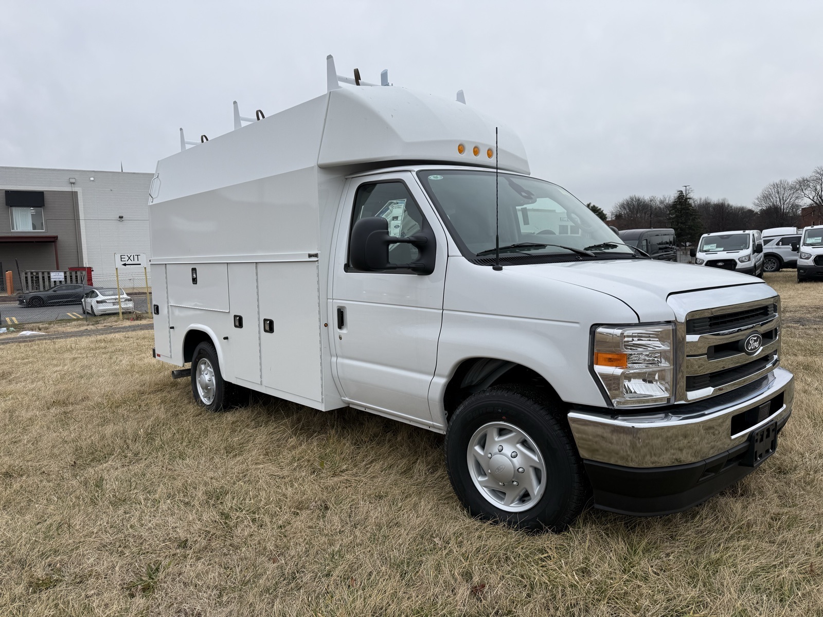 New 2026 Ford E-350 - photo 1