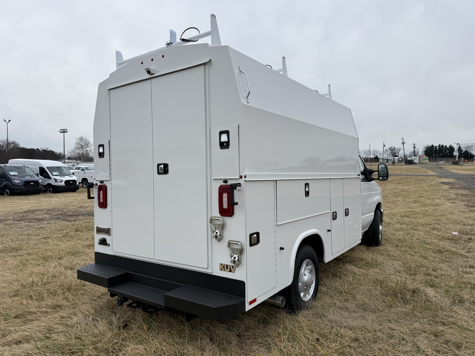New 2026 Ford E-350 - photo 2