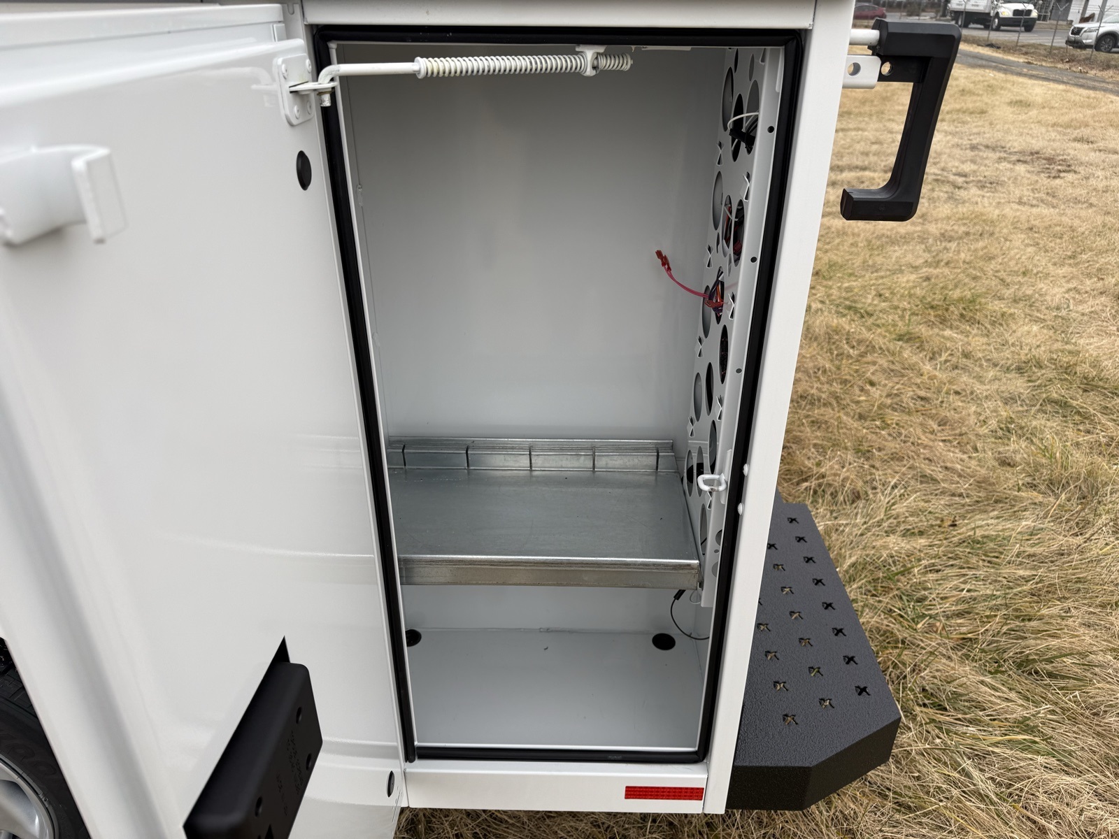 New 2026 Ford E-350 Cutaway - photo 8