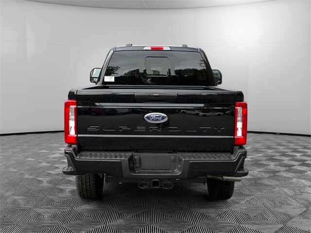 New 2026 Ford F-350 XL Crew Cab - photo 4