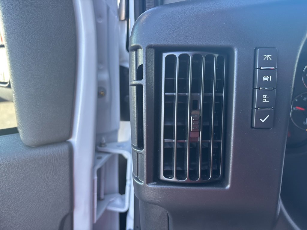 New 2025 Chevrolet Express 2500 Empty Cargo Van - photo 21