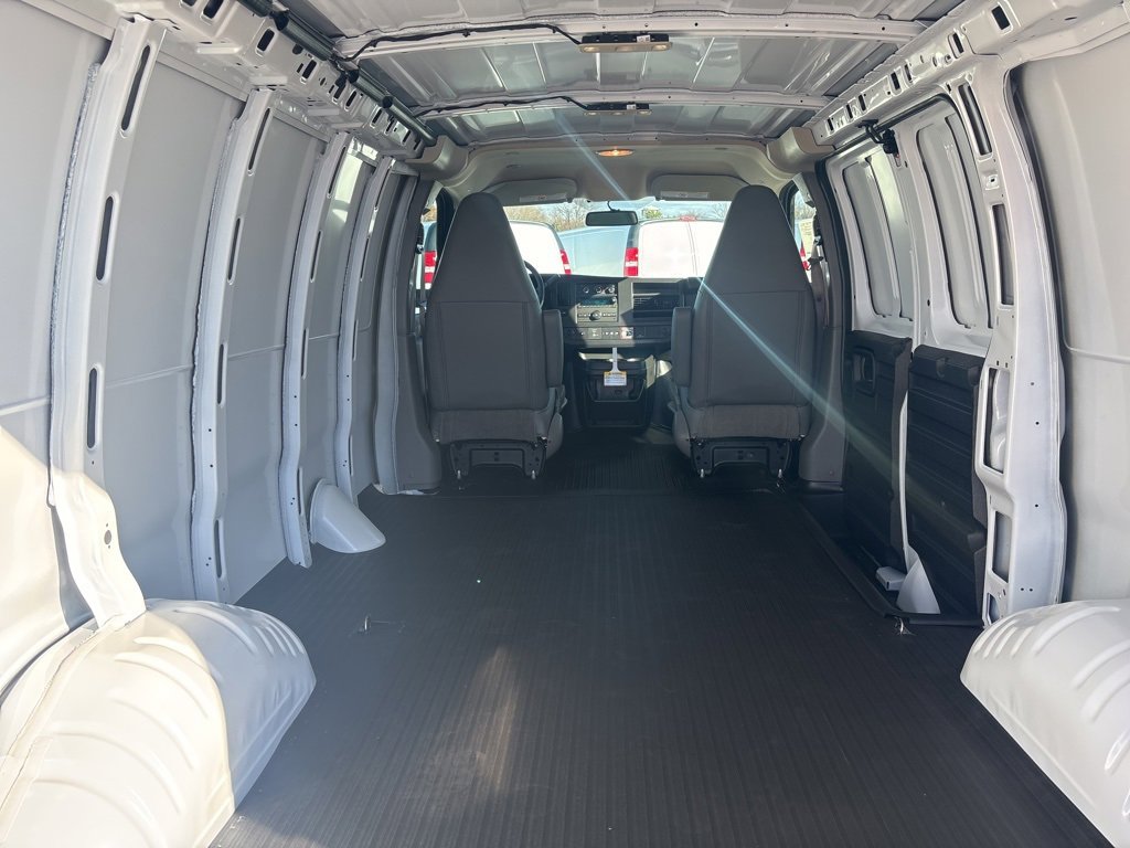 New 2025 Chevrolet Express 2500 Empty Cargo Van - photo 30